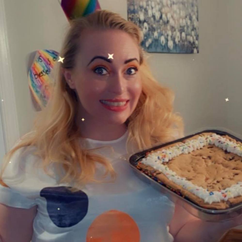 Meet your Posher, Nina